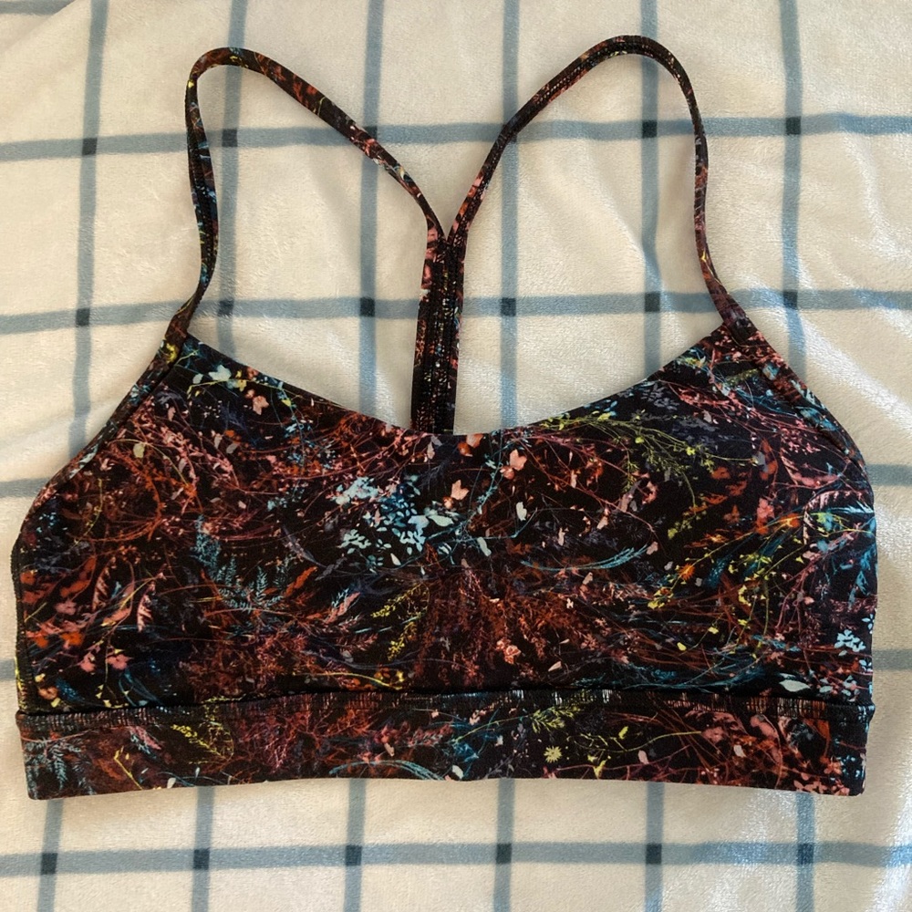 Lululemon Flow Y Nulu Sports Bra